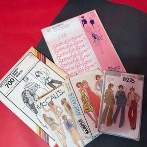 Vintage Sewing Pattern Archive 1970s Stretch and Sew McCall’s Simplicity | Gift